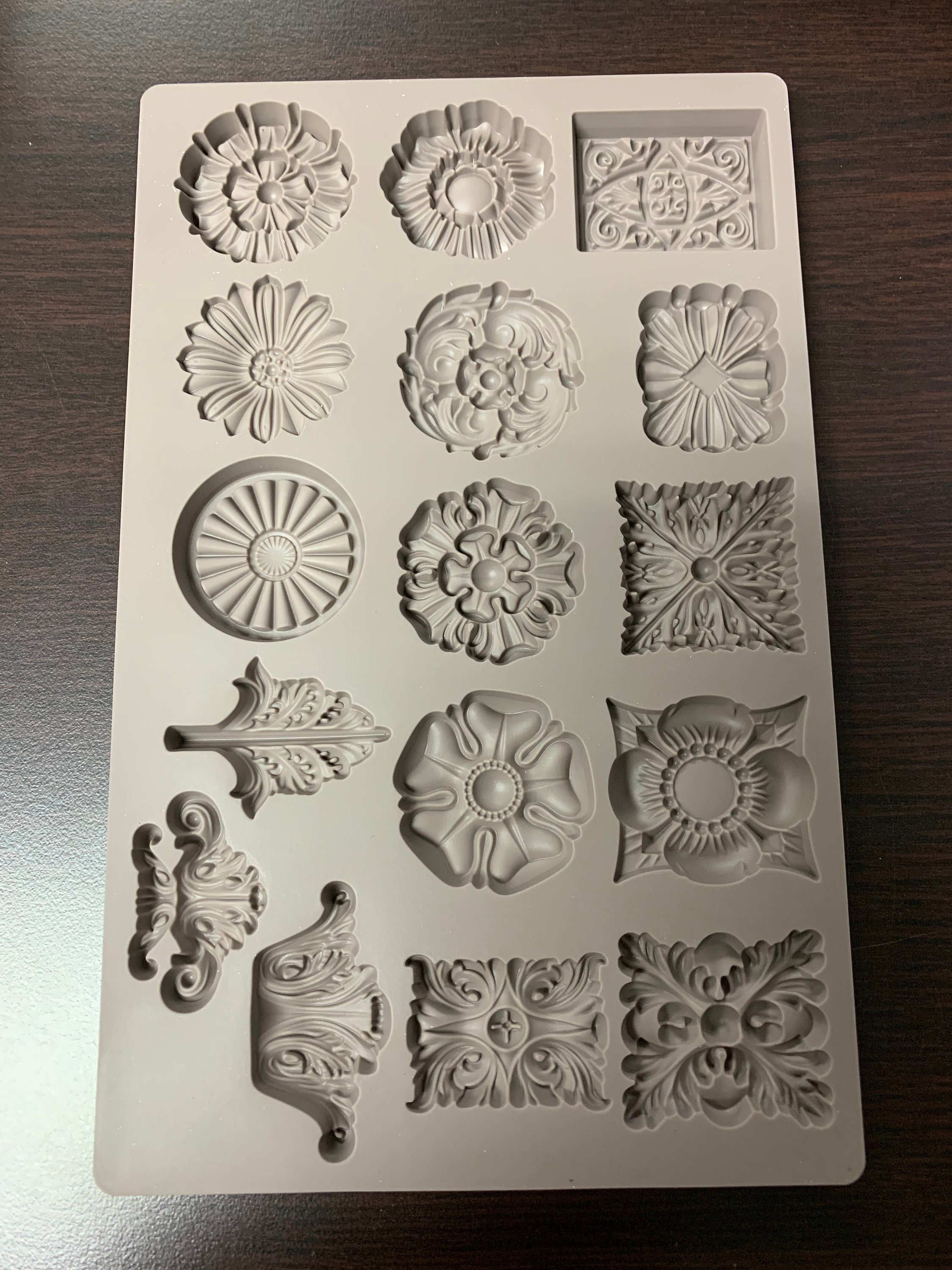 IOD Decor Mould Roses by Iron Orchid Designs