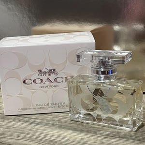 Coach Signature by Coach 1oz/30Ml EDP Perfume for Women New & Sealed