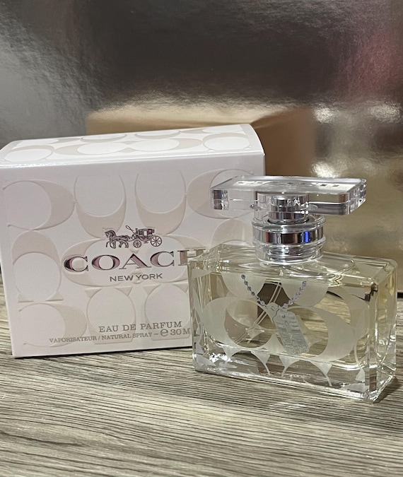 Coach Signature Eau De Parfum Spray By Coach - 1 oz Coach Signature Eau De Parfum Spray By Coach - 1 oz