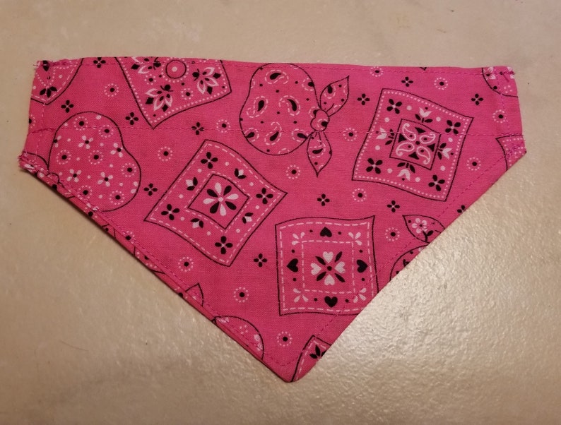 Over the collar bandana; Sassy Pink dog bandana; Bandana print dog bandana; slide over collar ; pet neckerchief; pet accessories