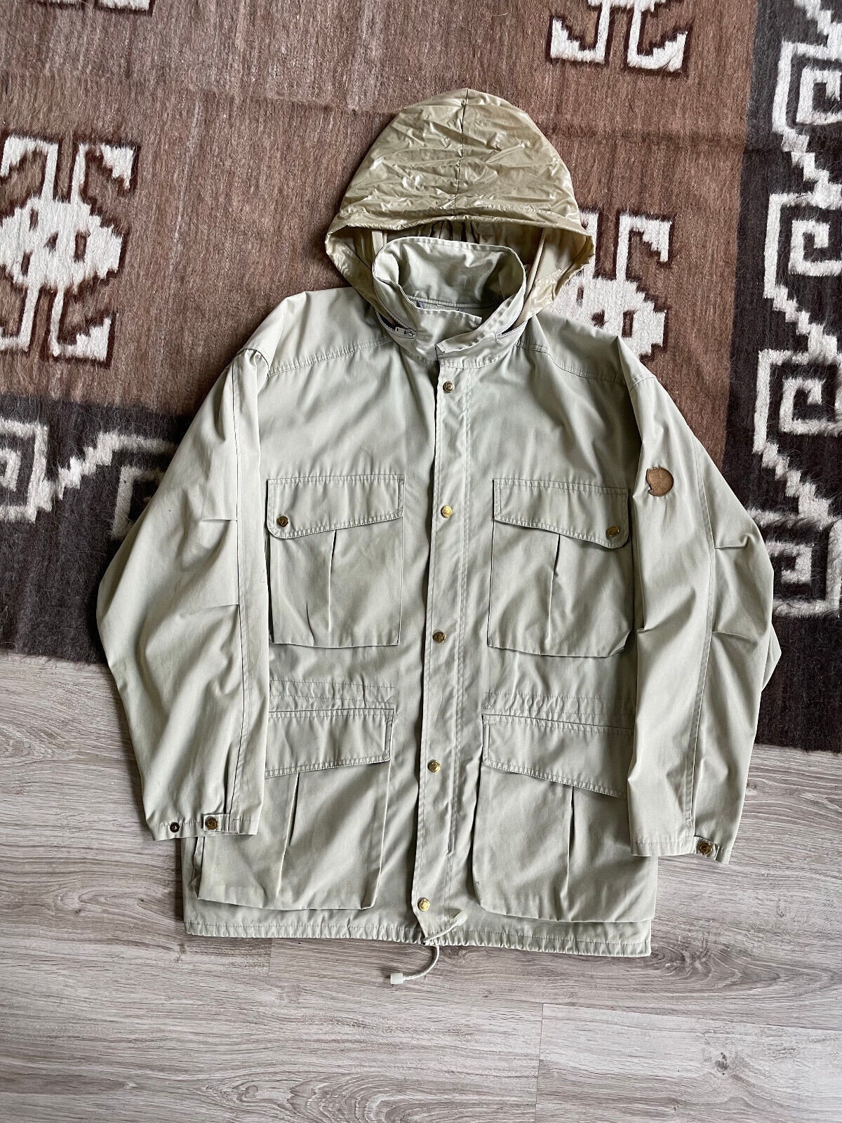 Fjallraven Vintage 80s Men's Beige Multipocket Jacket Size Fjallraven Vintage 80s Men's Beige Multipocket Jacket Size