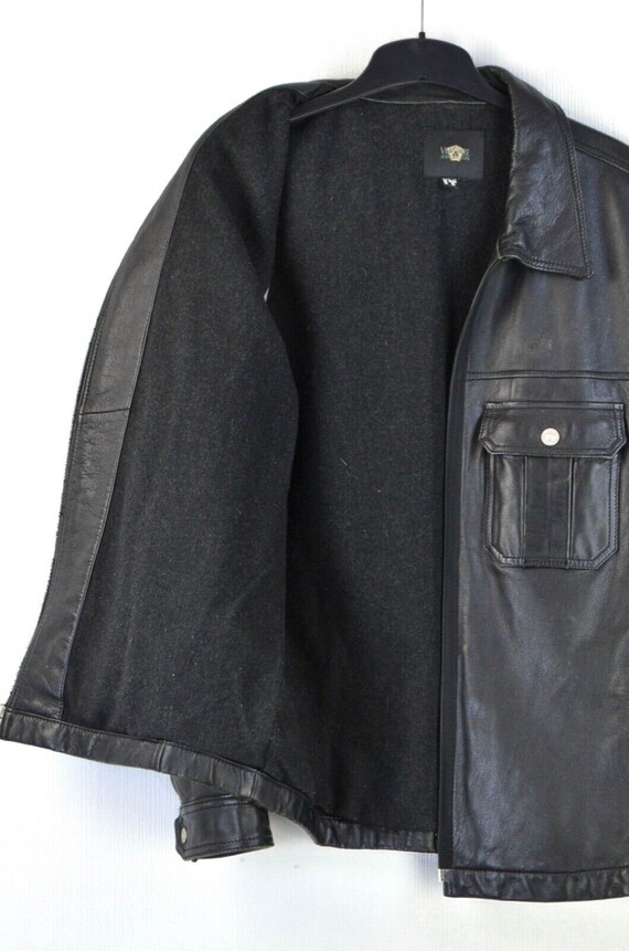 Chamarra versace negra new arrivals