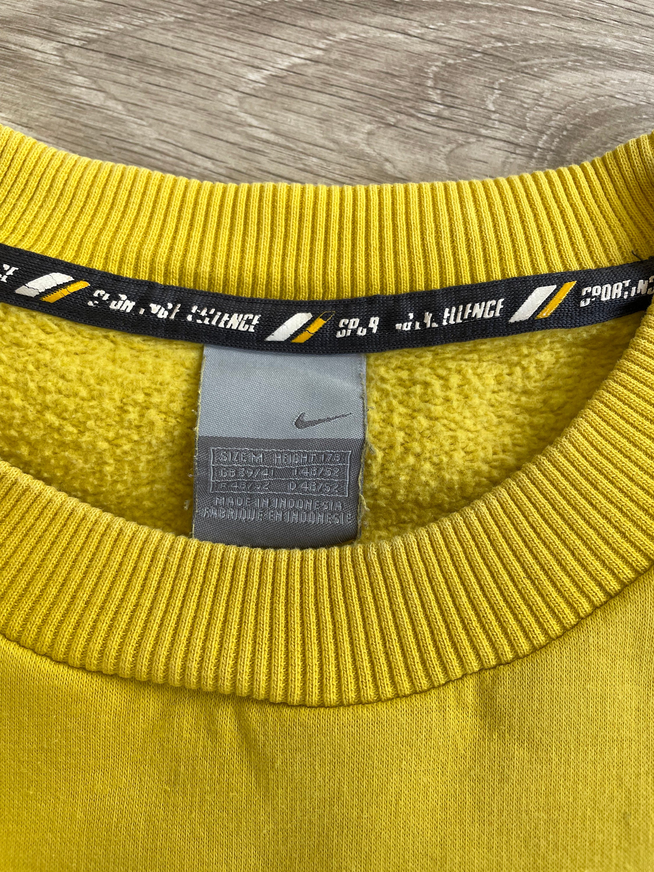 Vintage 90s nike discount big logo yellow sweatshirt