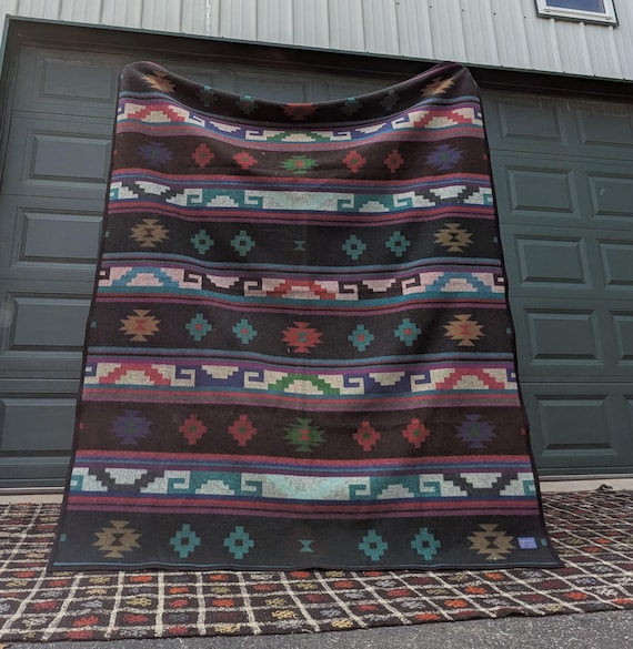 Retro Beaver State Pendleton Southwest Wool Blanket, 78