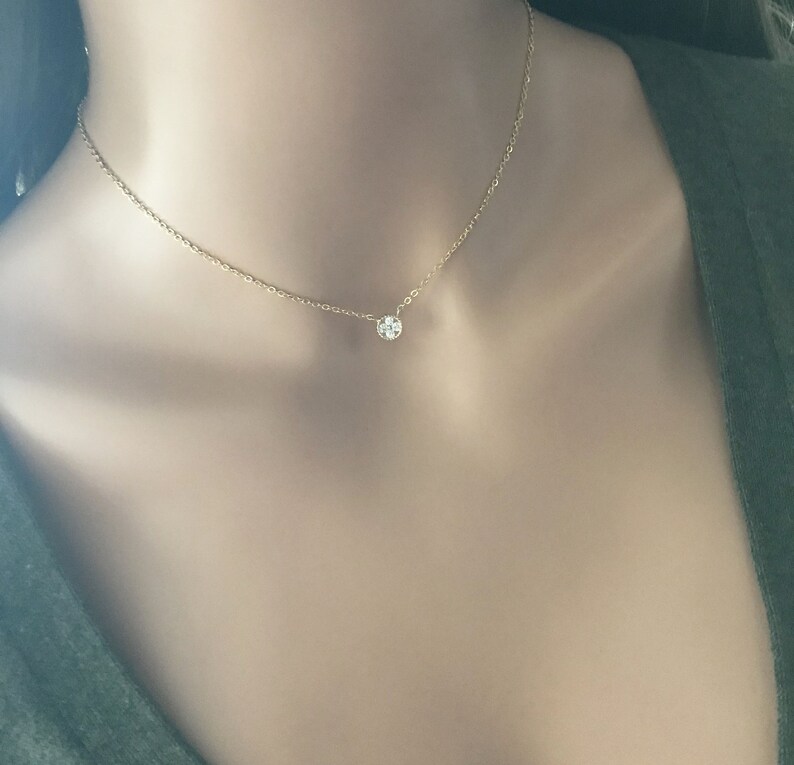 Dainty Choker Crystal Flower Choker Minimalistic Necklace Minimalistic Jewelry Dainty Layering Choker Gold Flower Necklace Chain Choker