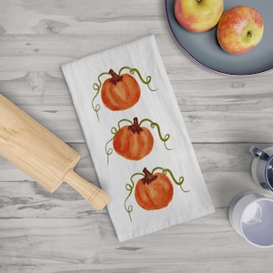 Pumpkins Tea Towel Fall Tea Towels Seasonal Decor Fall Kitchen Towel Fall Decorations Home Fall Decorations Autumn Cozy Decor Fall Pumpkins
