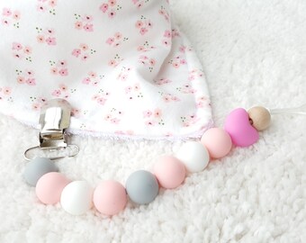 Pink Heart Silicone Pacifier Clip Baby Girl Binky Clip Dummy Teether Clip Soother Clip Universal Clip Newborn Chew Beads Pacifier Holder