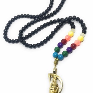 Holy Death’s 7 powers necklace rosary style. Collar 7 potencias de la Santa Muerte estilo rosario.