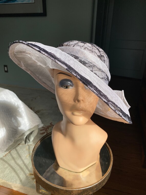 Vintage 40s Straw Hat Vintage 40s 50s Navy or Black Wide Brim Straw Picture Hat  main image 2