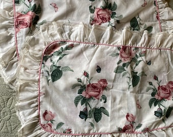 Vintage Pillowcase, Pair, Vintage Shams, Vintage Bedding, Cottagecore Bedding, Vintage Linens, French Linens, Laura Ashley Bedding | King