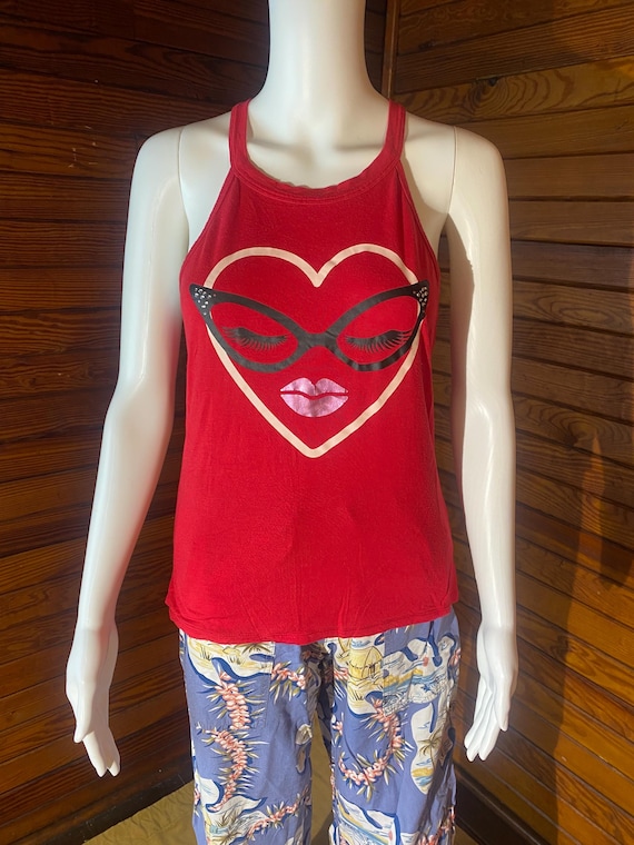 Betsy Johnson, Betsy Johnson Shirt, Betsy Johnson Top, Betsy Johnson TShirt, Betsy Johnson Tee, 90s Shirt, 90s Tee | Small/Medium