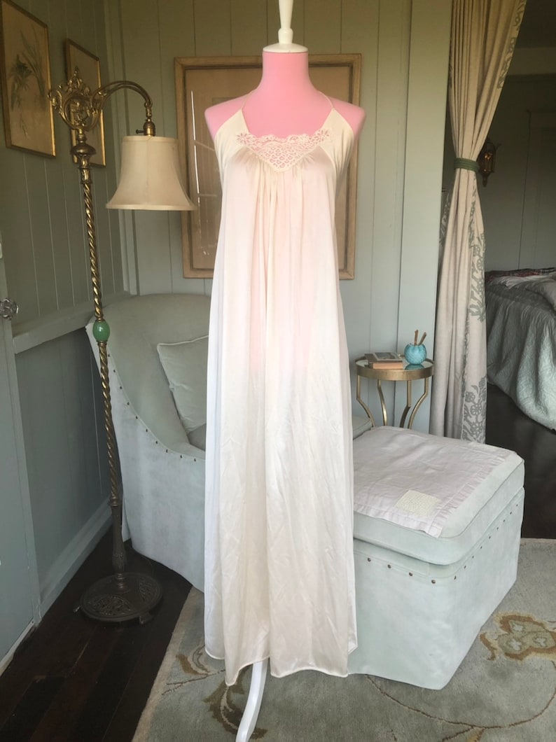 Lily of France Silky Rayon Nylon Cream Ivory White Lace Negligee Nightgown Nightie Small