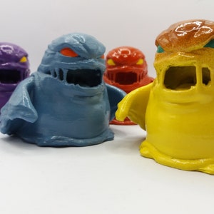 Flans in various colours