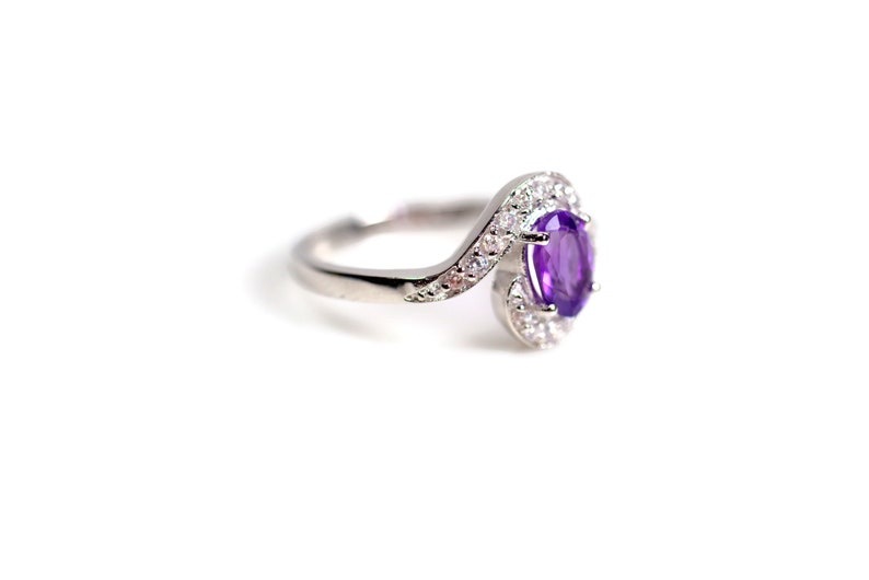 Natural Amethyst Ring R218 February Birthstone Promise Ring 925 Sterling silver ring Jewelry Purple Brilliant Facet Gemstone