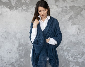 Washed Linen Shawl in Night Blue Garza. Hand Made Linen Wrap with fringes. European linen. Size 100 x 200 cm