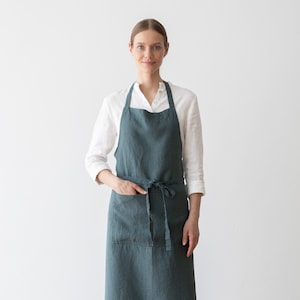 Linen Apron in Balsam Green, Dark Green. Linen Bib apron. Washed linen apron for cooking, gardening. Full apron for women and men. Gift