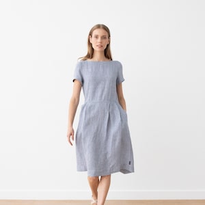 Loose Fit Dress with Short Sleeves and Pockets. Washed and soft linen dress. Summer Linen Dress. Gingham linen White with Blue