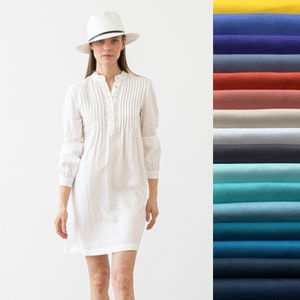 Tunika aus gewaschenem Leinen in verschiedenen Farben. Sommerliches Leinen-Tunika-Kleid mit Taschen. Leinentunika, lange Ärmel mit Falten.