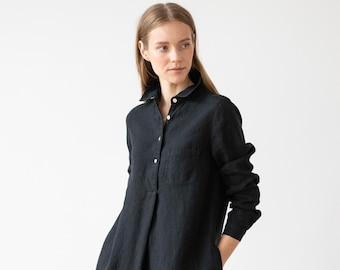 Robe chemise en lin bleu indigo. Vêtements en lin pour femmes de différentes couleurs. A Shape silhouette, manches longues, longueur genou.