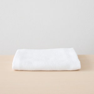 Linen Waffle Towels in White. Waffle Linen Bath Towel Set, waffle bath towel, linen hand towels and wash cloth. White linen face cloth towel image 7