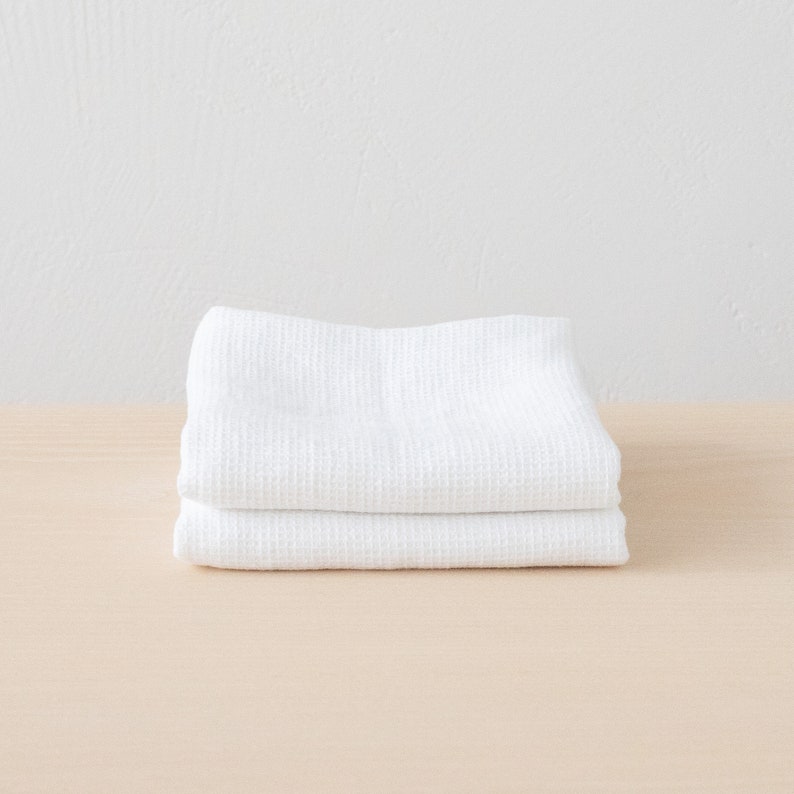 Linen Waffle Towels in White. Waffle Linen Bath Towel Set, waffle bath towel, linen hand towels and wash cloth. White linen face cloth towel image 8