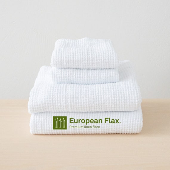 Asciugamani grandi in cialda di lino bianco: set di asciugamani, telo da  bagno, asciugamani in lino per il corpo. Lino Europeo -  Italia