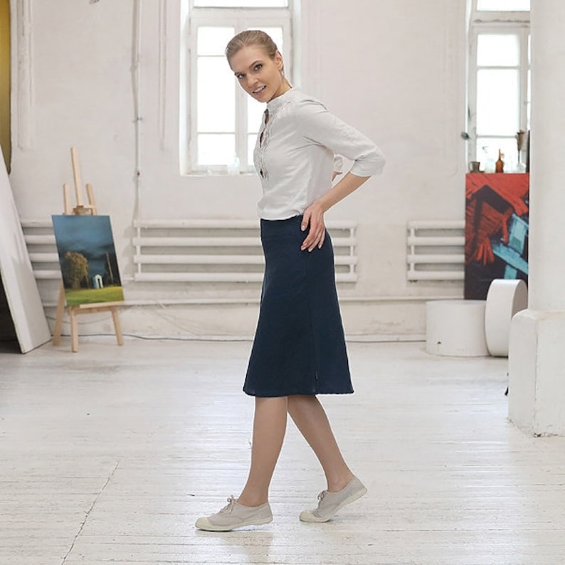Linen Skirt Indigo Alma *A-Line Knee length *Available in 10 colors *Made of pure linen
