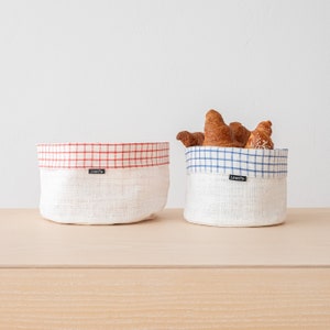 Gingham Linen fabric bread basket, Organic food storage, Plant pot linen bag, Cloth bread basket, Table decor, Linen gift, Christmas gift.