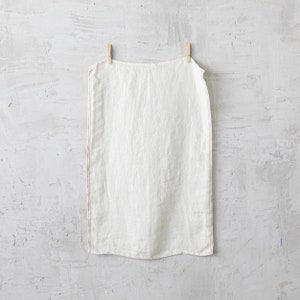 Set of 2 Linen Dish Cloth Ivory with Bordo Selvages. Washed linen kitchen towels for kitchen. Linen tea towels for summer house.