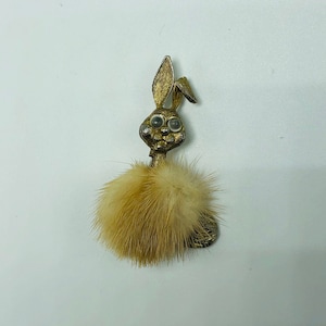 rabbit pin