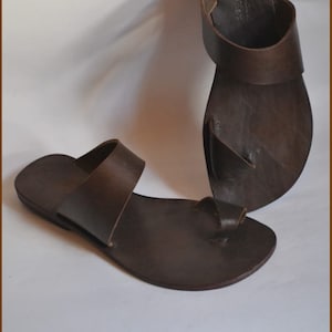 Deep Brown Leather Sandals, Gladiator Sandals, Brown Leather Flats, Ancient Design, Greek Sandals, Toe Ring Sandals, Beach Sandals-US55
