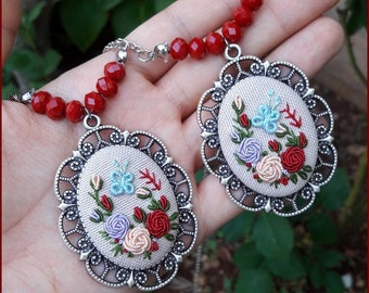 Gift for her pendant hand embroidered pendant fashion necklace vintage jewelry 100% handmade - ag102