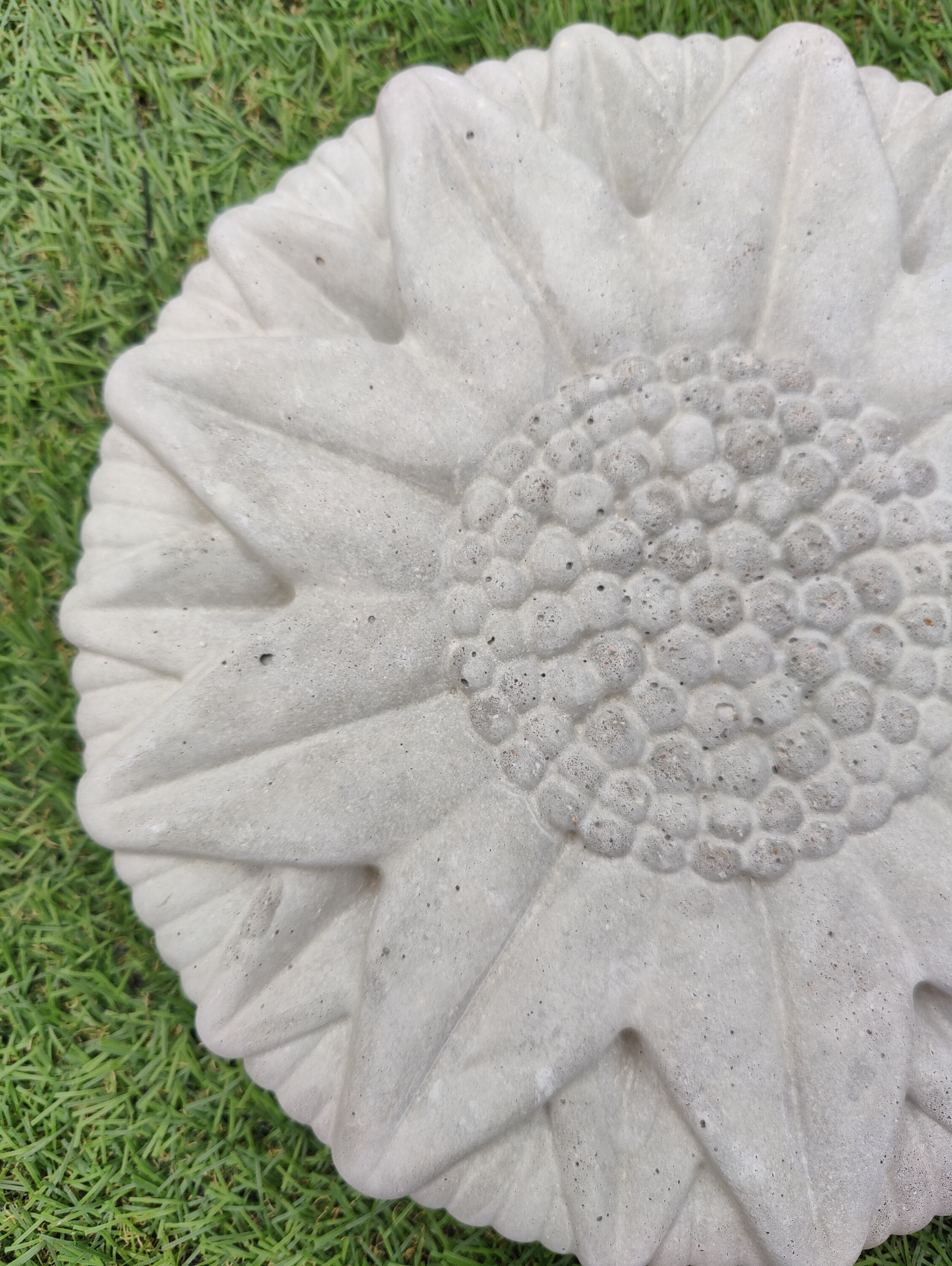 Sunflower Stepping Stone in Concrete Etsy