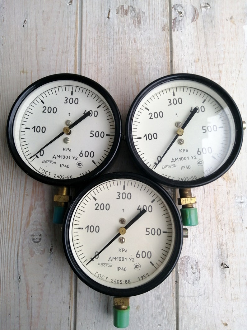 Set of 3 made in USSR vintage pressure gauges.Steampunk industri Set of 3 made in USSR vintage pressure gauges.Steampunk industri