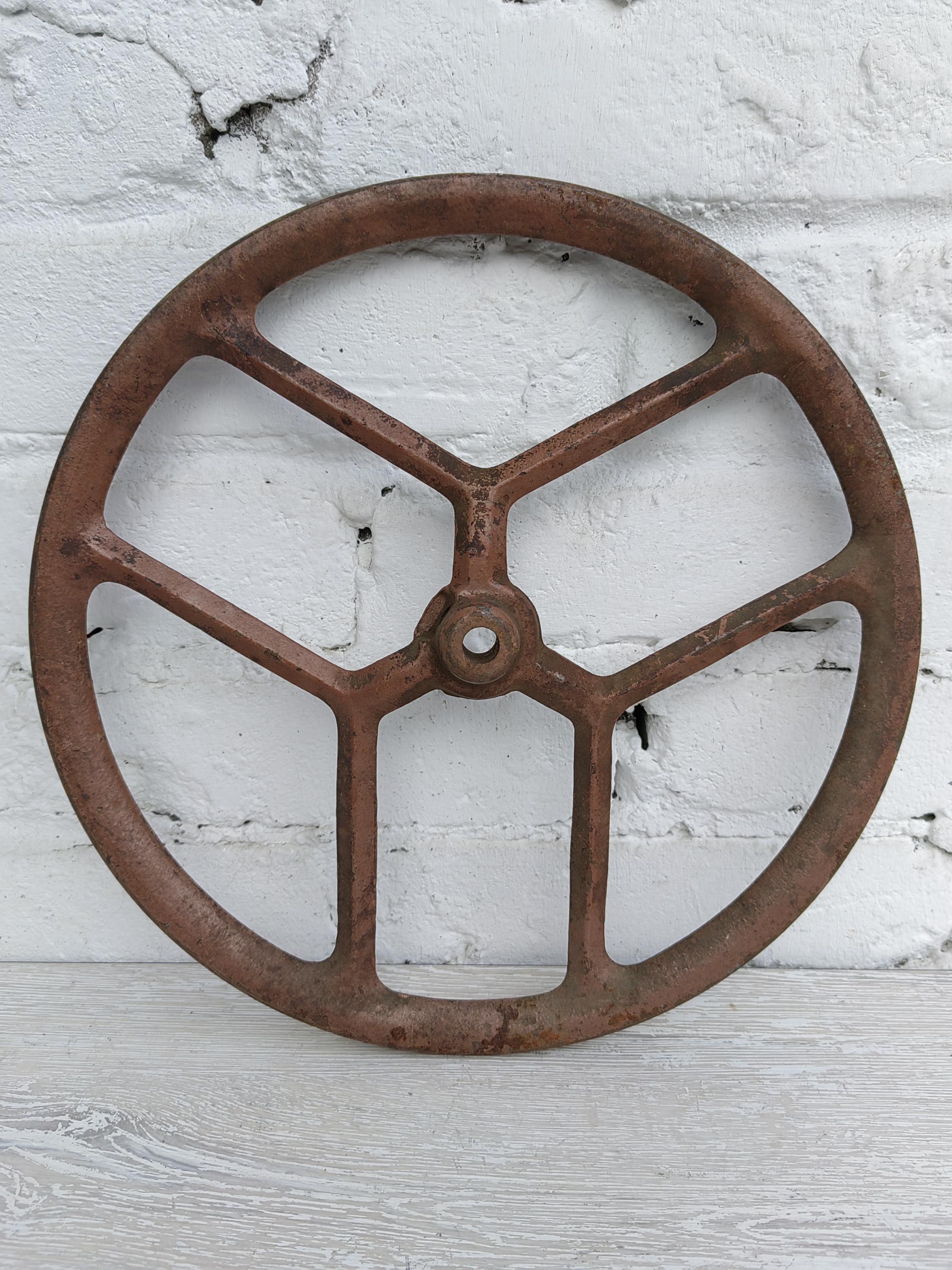 Vintage Singer Treadle Sewing Machine Belt Guide Wheel Rusty Metal ...
