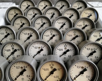 Job Lot of 7 Pcs Vintage Pressure Gauges Steampunk Lamp Parts Mini Manometers Industrial Lamp Parts Industrial Art Projects Funky Lamp Parts