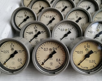 USSR Vintage Pressure Gauge Mini Pressure Gauge Small Soviet Manometer Industrial Steampunk Lamp Parts Made 1980s.Price for ONE Gauge.