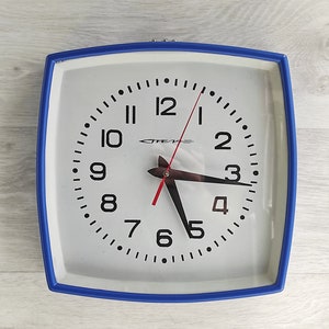11&quot; * 11&quot; Factory Wall Clock Square Shape Blue Color Shcool Wall Clock Train Station STRELA Wall Clock USSR Vintage Made 1970s.