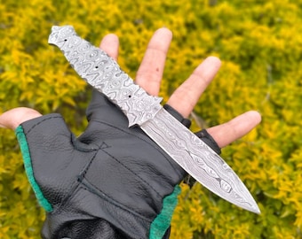 Hand Forged Damascus Steel Hunting Knife, Full Tang Blank Knife For Personalize Making, Size 9&quot; Damascus Ladder Pattern Style