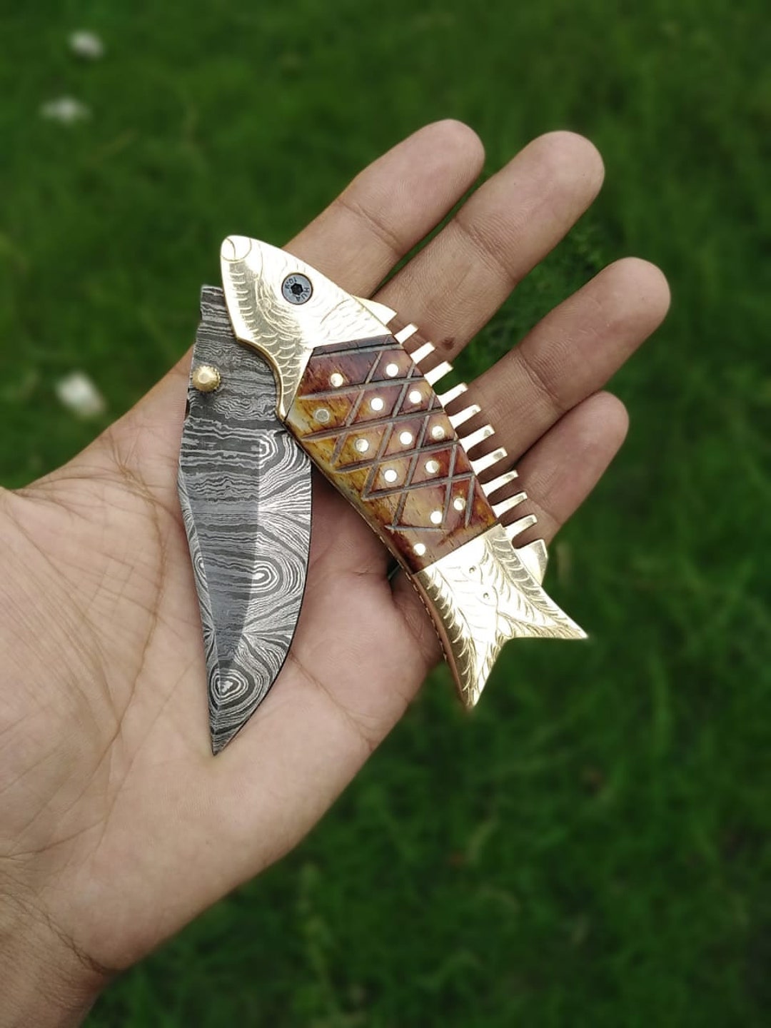 Unique Handmade Golden Fish Engraved Pocket Knife Damascus Folding Knife  Bone Handle 4 Inch Knife for Gift Leather Pouch 