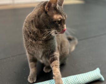 Giant 16" Catnip Kicker / Kick Stick / Large Interactive Cat Toy / Organic Catnip Cat Enrichment / Cat Lover Gift