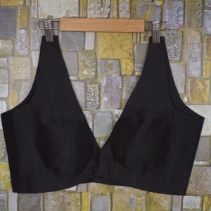 V-Neck Raw silk  Blouse Black  Back Open Short Choli Sleeveless Crop Top Designer Blouse  Indian Saree blouse Plus size Blouse Indian