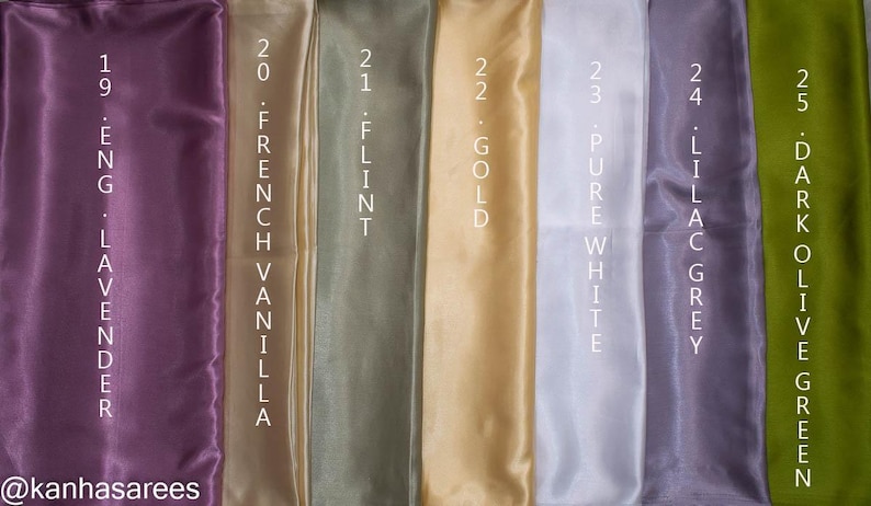 Puede incluir: Una paleta de muestras de tela en tonos morado, beige, verde, dorado y blanco. Cada muestra est&aacute; etiquetada con un n&uacute;mero y un nombre de color, incluyendo "Eng Lavender" y "Dark Olive Green."