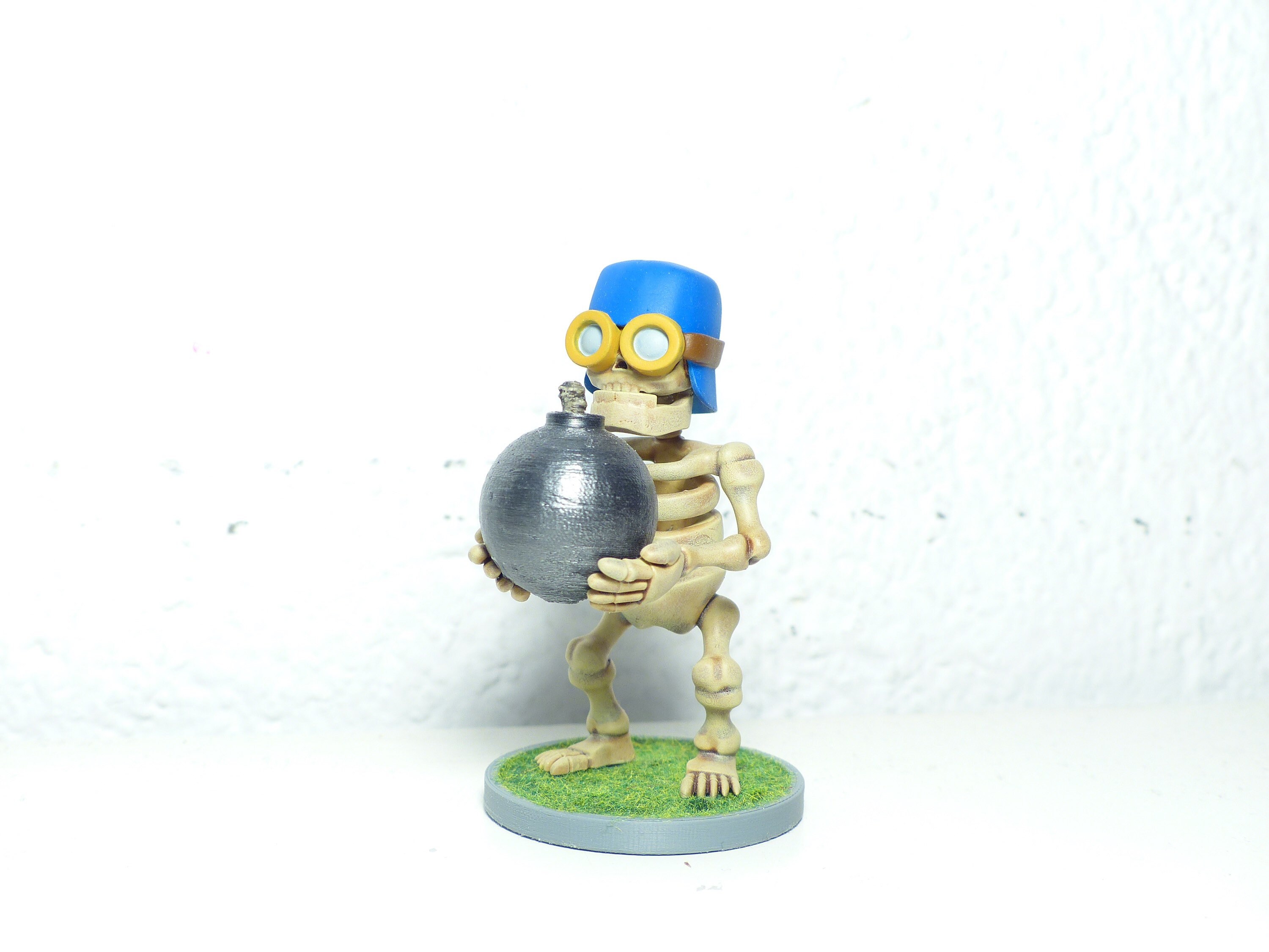 Figura Del Esqueleto De Bombardero Clash Royale Etsy