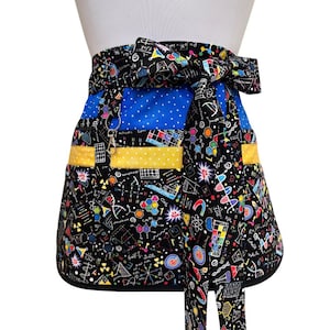Teacher Science Math Doodles Half Apron with Pockets, Back to School Apron, Teacher Appreciation Gift, Utility Apron, Server Waist Apron