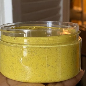 Turmeric exfoliating scrub 100 ml image 1