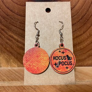 Hocus Pocus Halloween Earrings Black Cat Engraved Spooky Sanderson