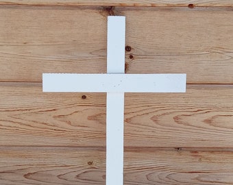 24 in. Rustic Super ROUGH CUT Wood Cross. An Inexpensive alternative  for customers.  PRIMER finish. Not sanded. Please, read description.