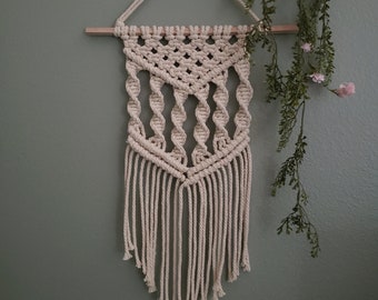 Small Macramé