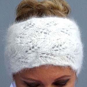 Hand-Knitted  Samoyed Wool White Headband – Cozy Winter Accessory